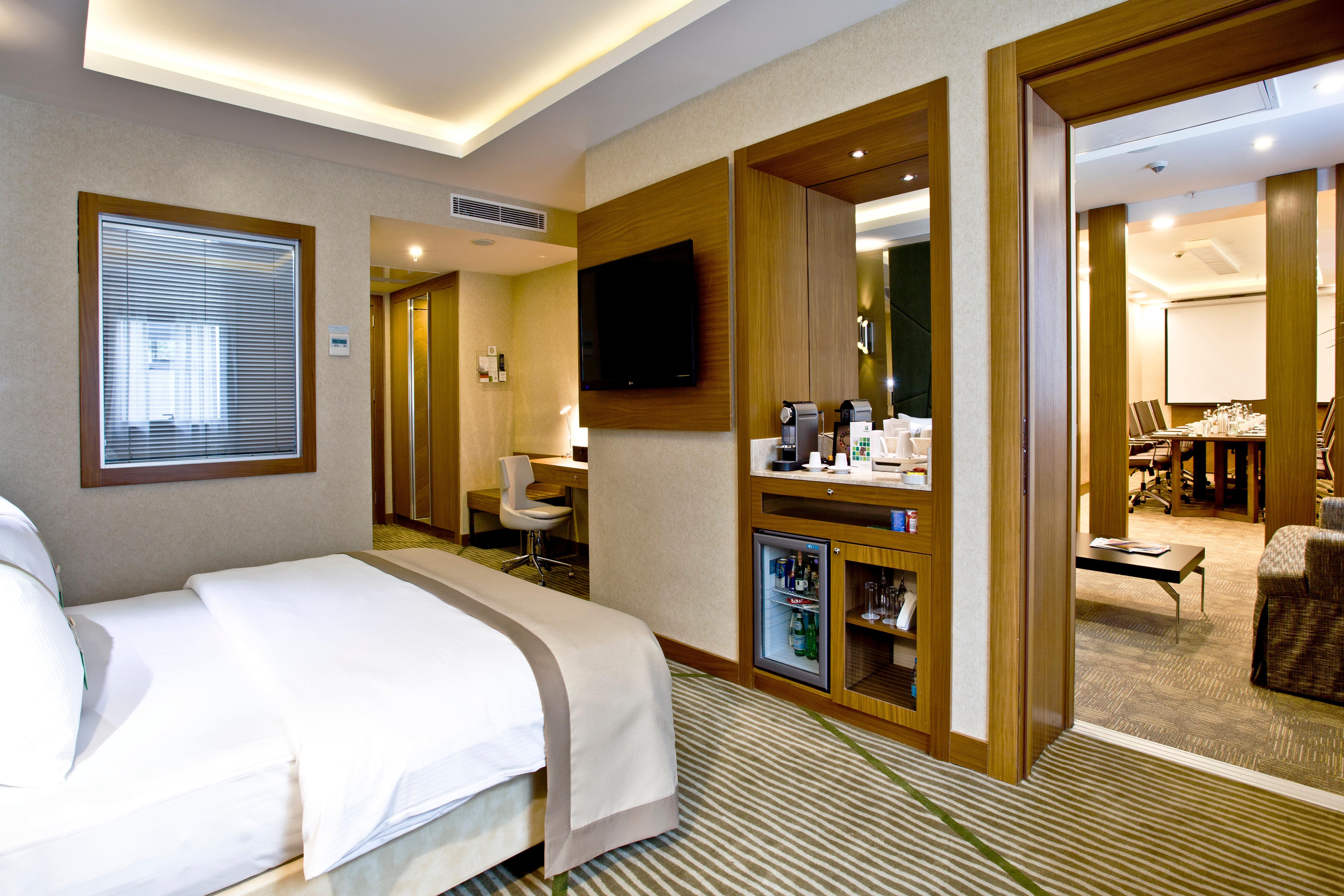 Holiday Inn Gaziantep By Ihg Exteriör bild