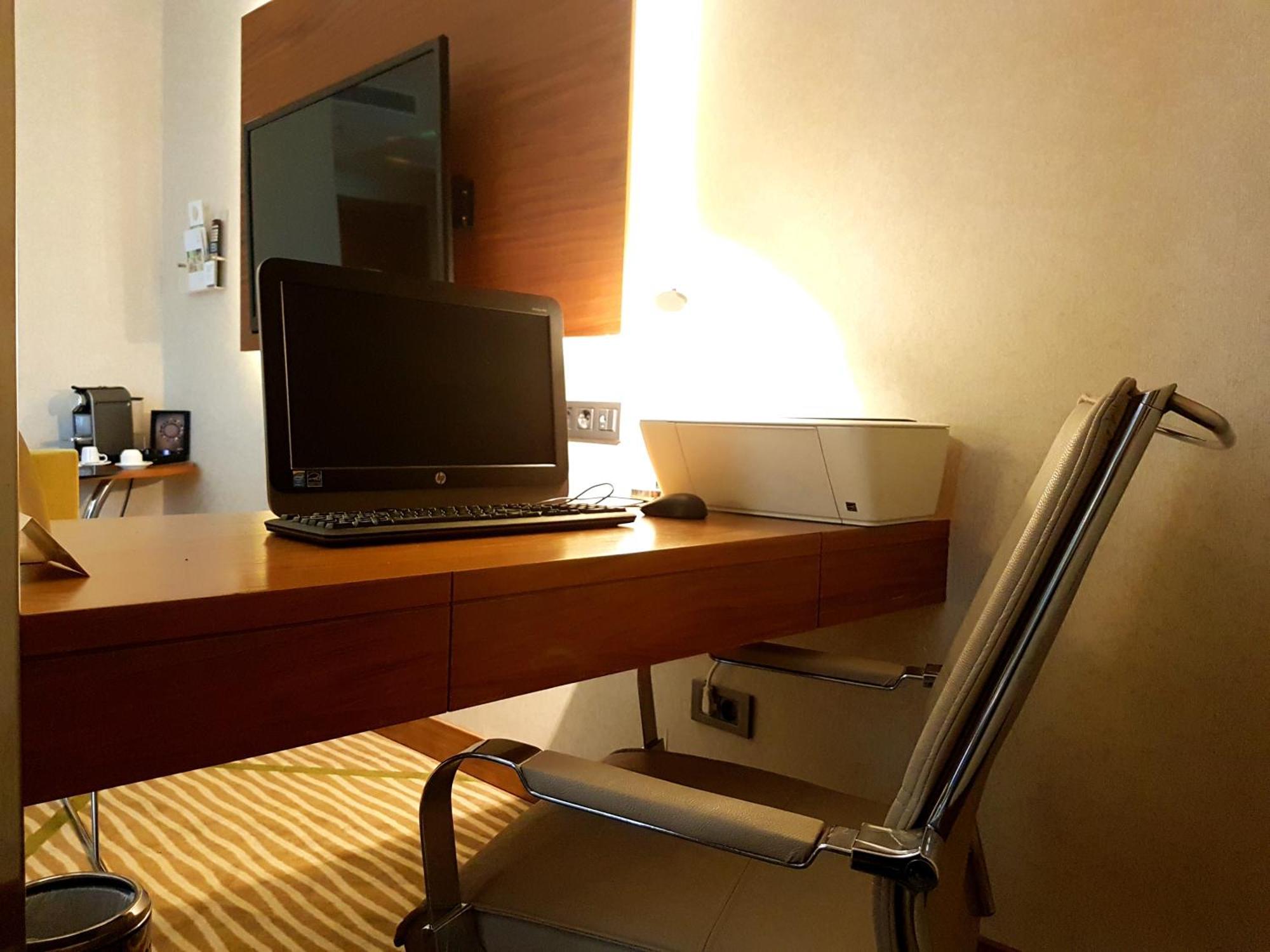 Holiday Inn Gaziantep By Ihg Exteriör bild