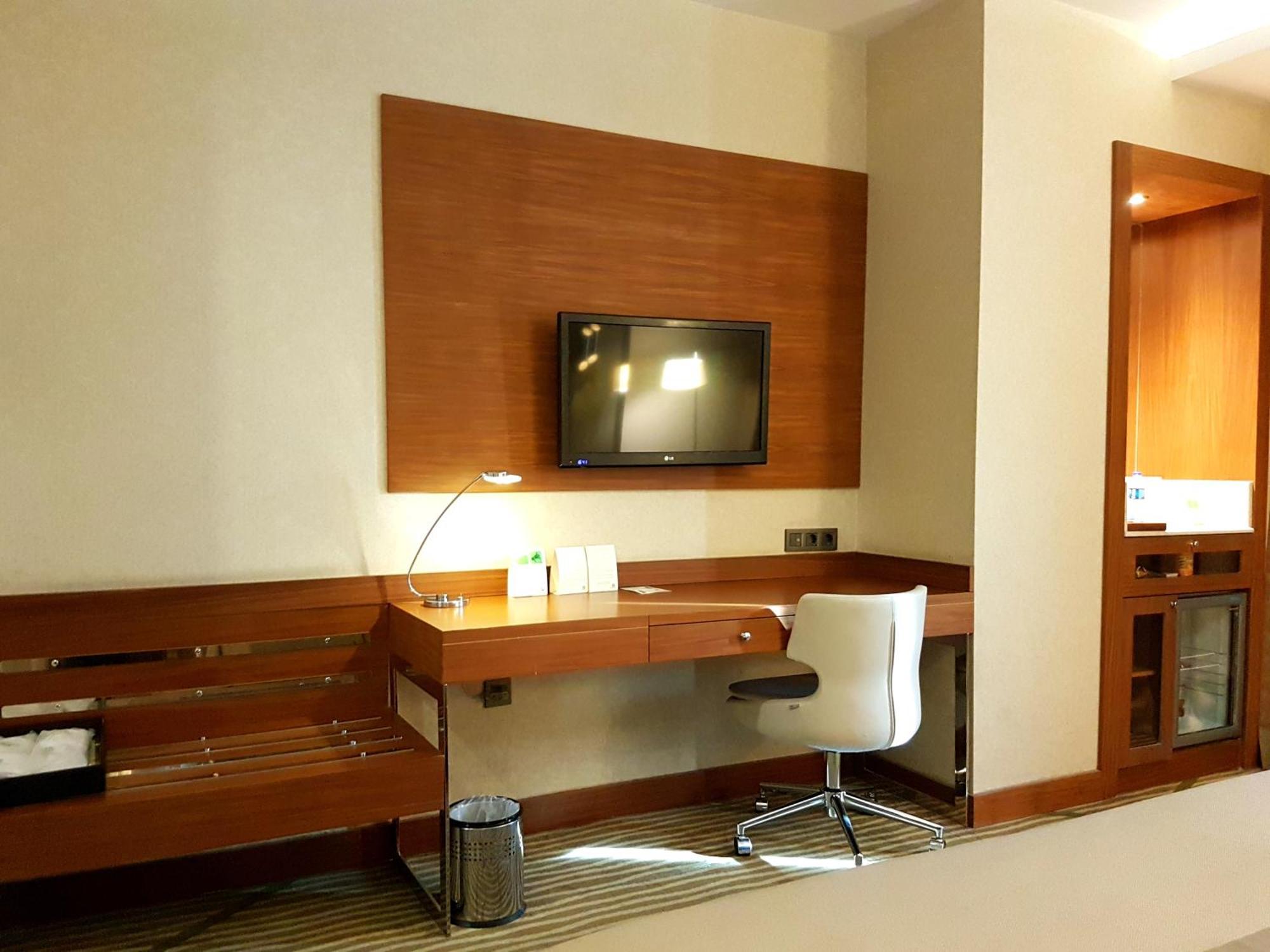 Holiday Inn Gaziantep By Ihg Exteriör bild